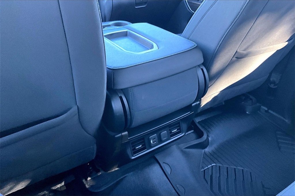 Used 2021 Chevrolet Silverado 1500 RST image 14