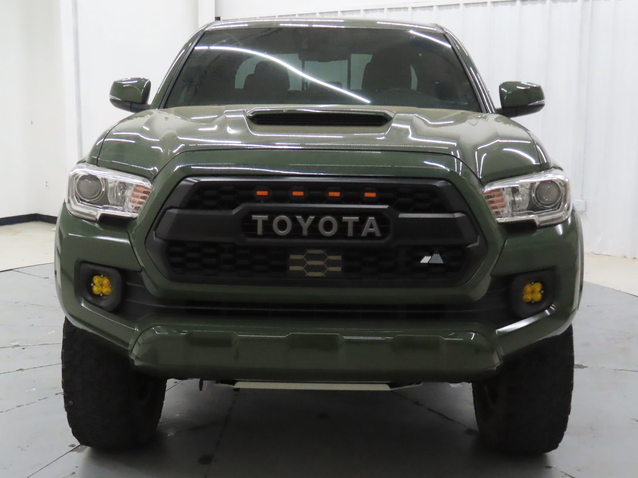 Used 2021 Toyota Tacoma TRD Sport image 8