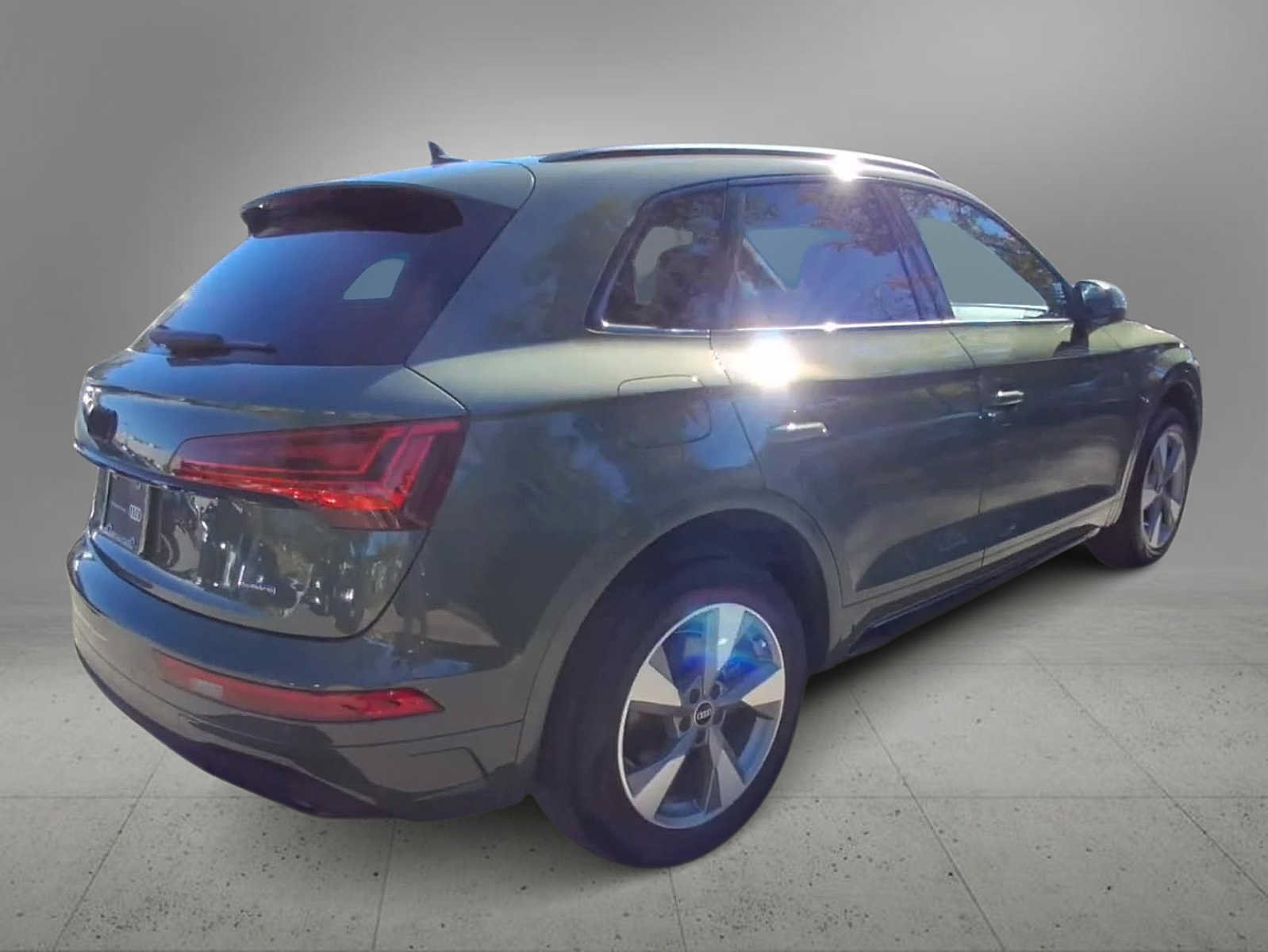 Used 2024 Audi Q5 Premium Plus AWD/4WD image 8