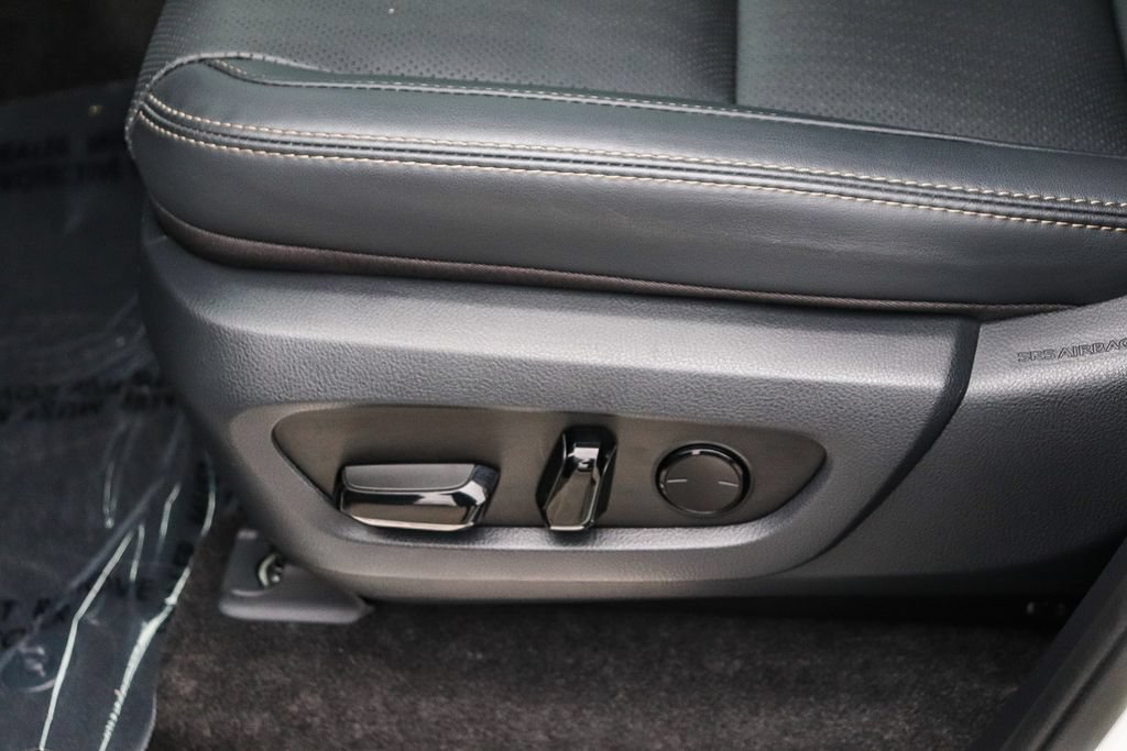 Used 2025 Lexus GX 550 AWD/4WD image 26