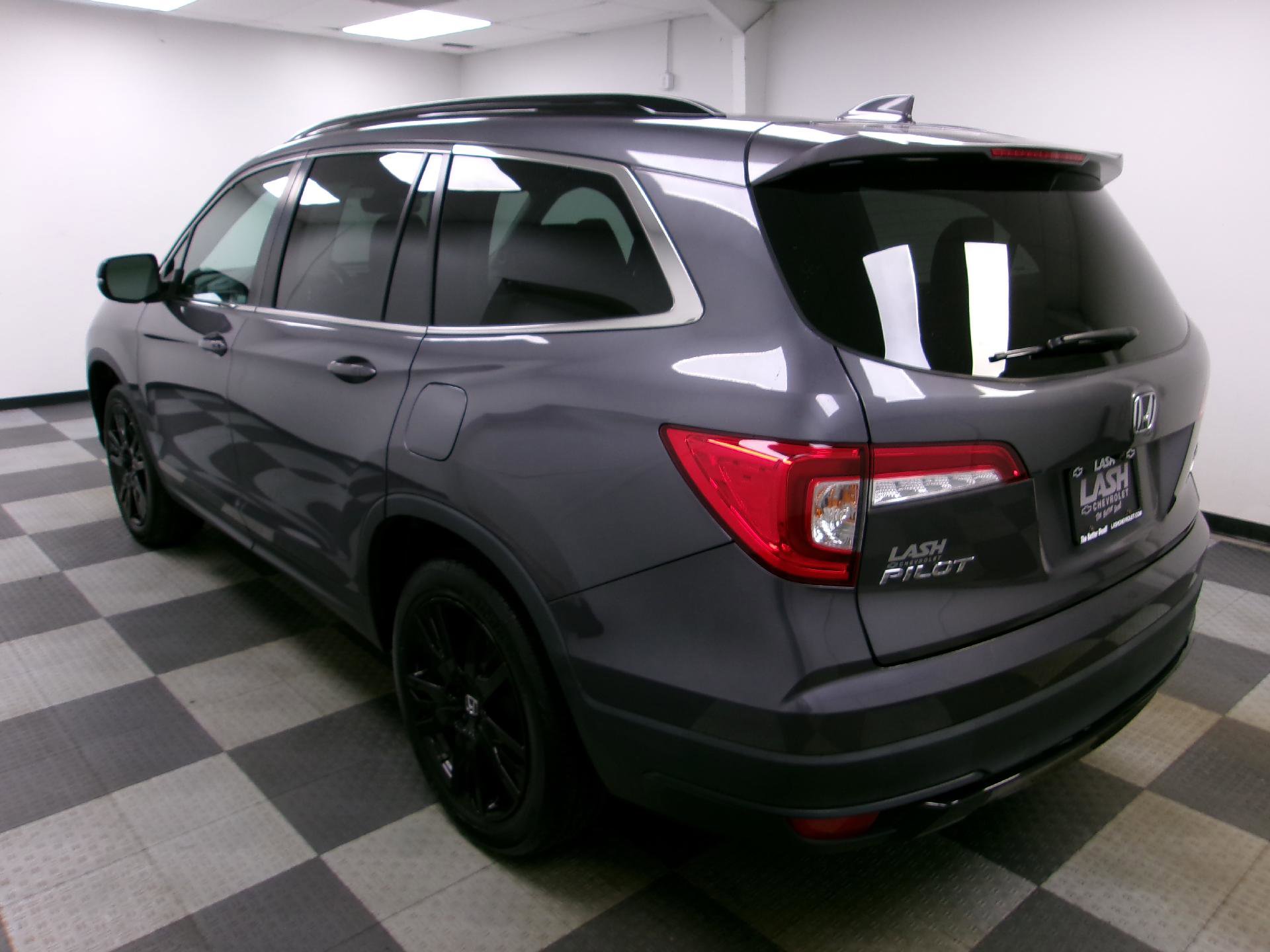 Used 2022 Honda Pilot Special Edition image 2