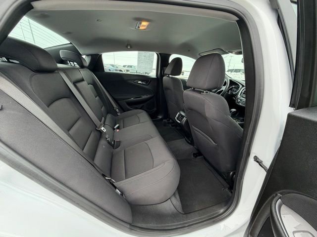 Used 2025 Chevrolet Malibu LT image 24