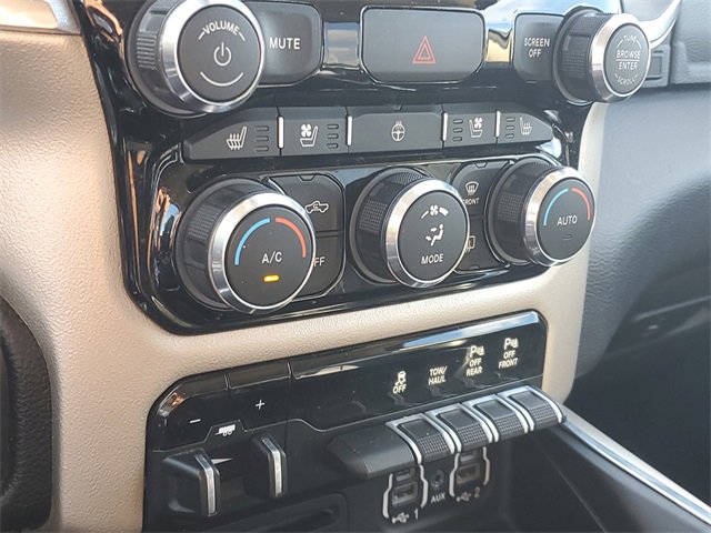 Used 2019 RAM 1500 Laramie image 31