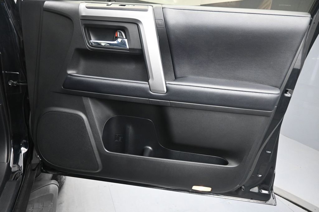 Used 2019 Toyota 4Runner SR5 Premium AWD/4WD image 29