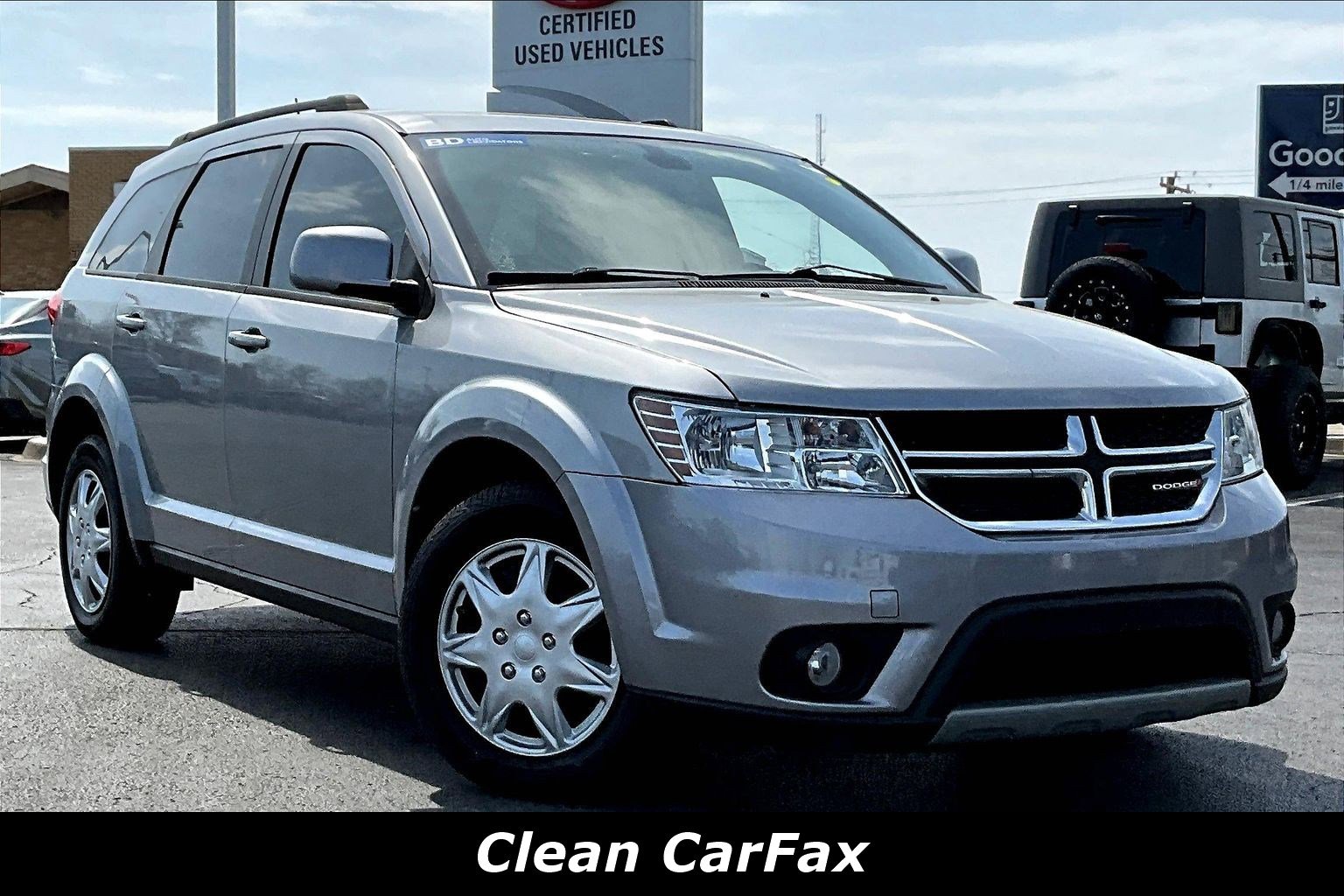 Used 2019 Dodge Journey SE w/ Connectivity Group image 2