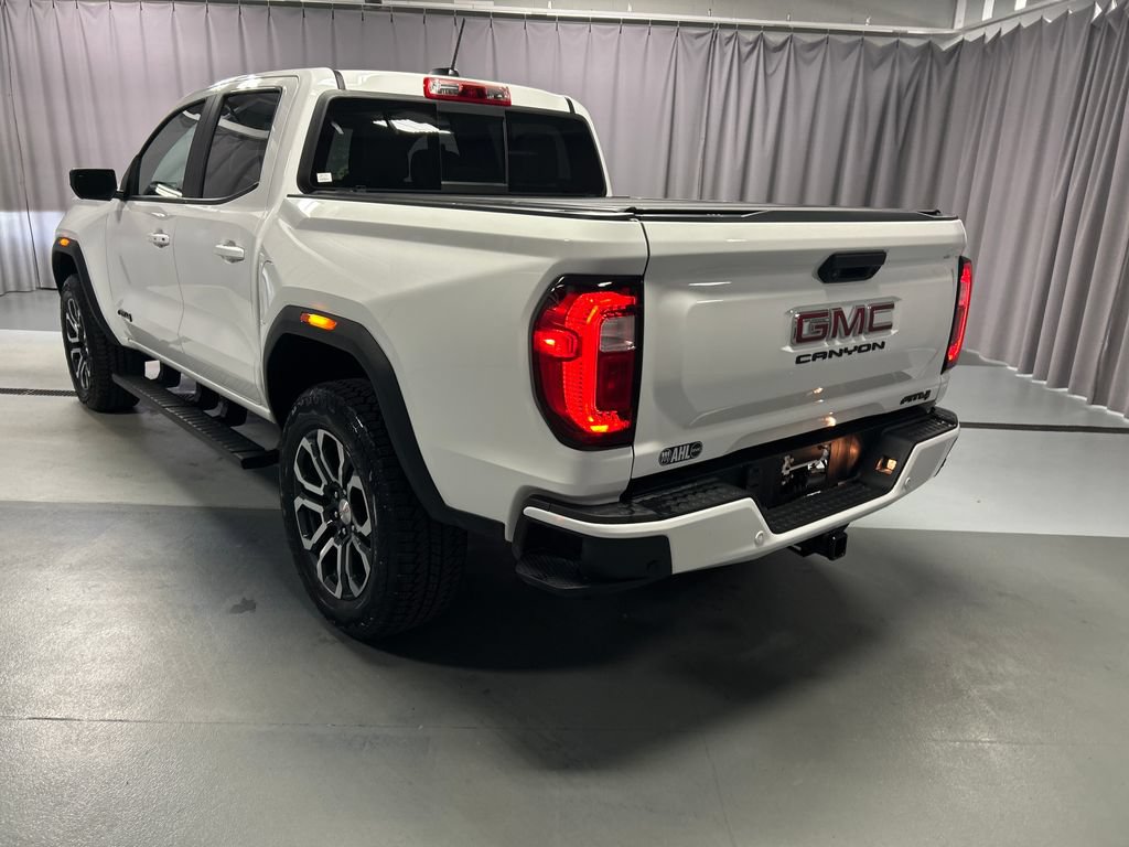 Used 2023 GMC Canyon AT4 w/ Technology Package AWD/4WD image 5