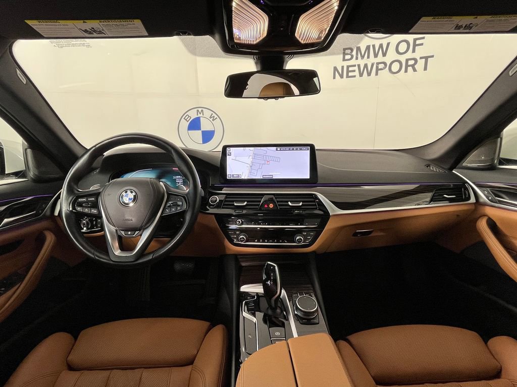 Used 2023 BMW 530i xDrive w/ Premium Package image 19