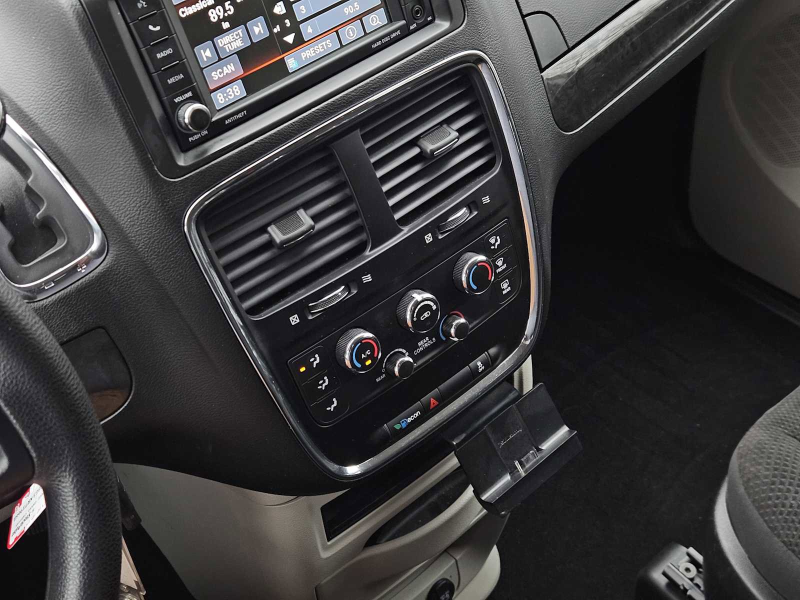 Used 2019 Dodge Grand Caravan SE image 20