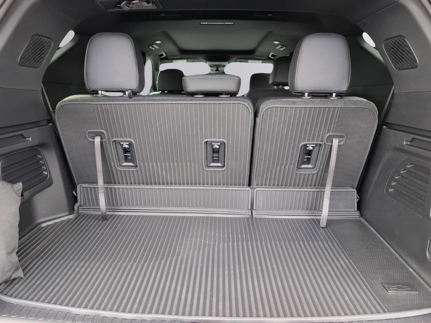 New 2026 Chevrolet Traverse LT w/ Sun and Wheel Package image 22