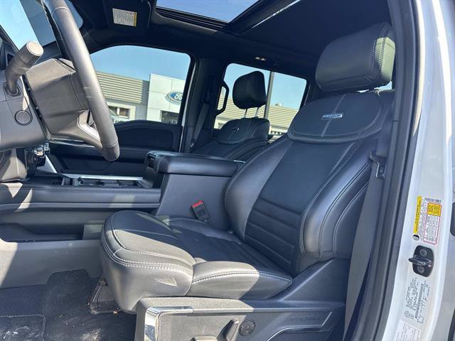 Used 2025 Ford F250 Platinum AWD/4WD image 7