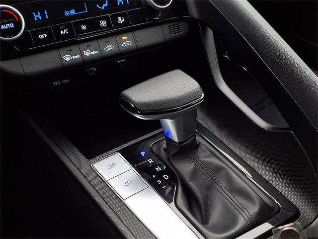 Used 2023 Hyundai Elantra SEL image 8