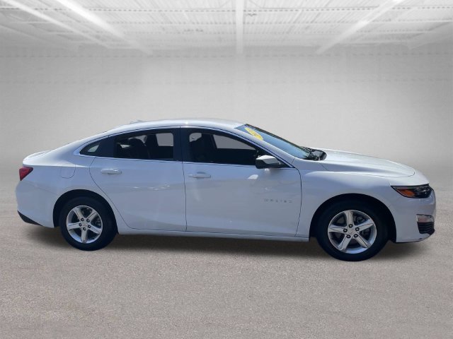 Used 2024 Chevrolet Malibu LT FWD image 5