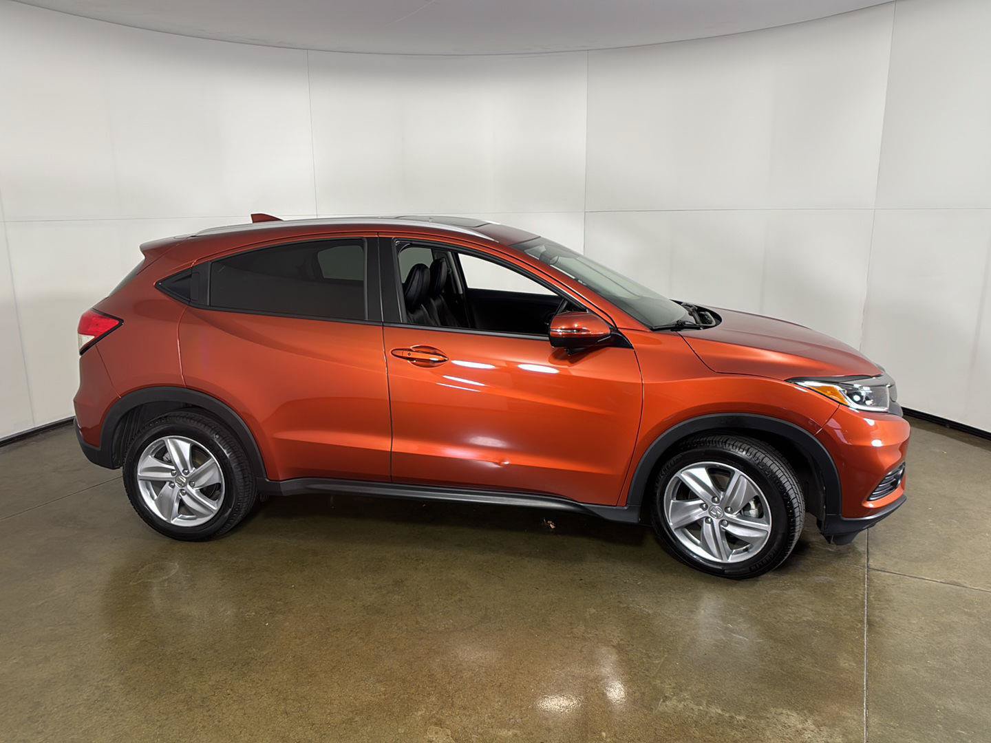 Used 2020 Honda HR-V EX-L image 9