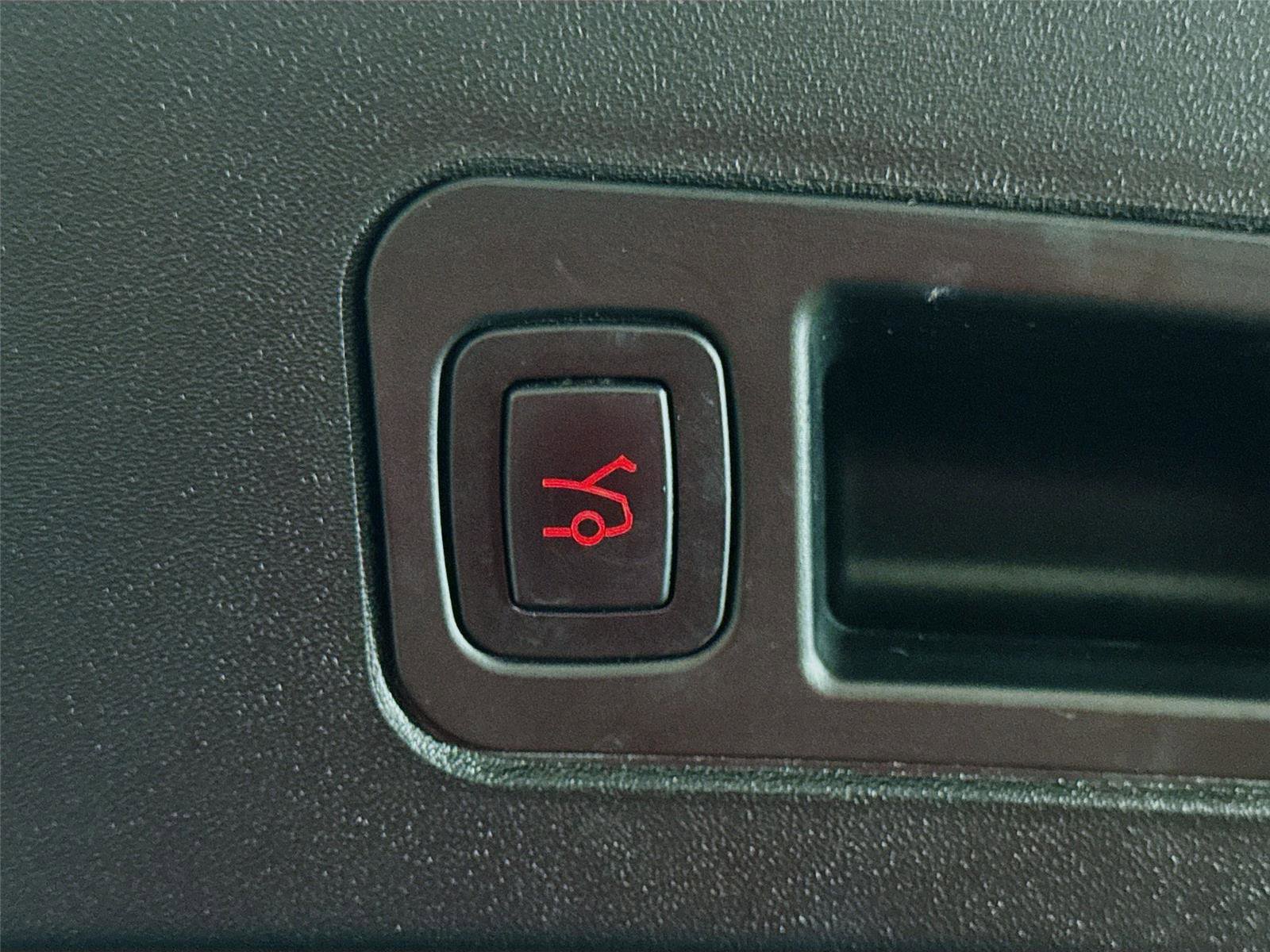 Used 2019 Tesla Model S Long Range image 18