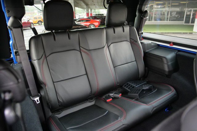 Used 2024 Jeep Wrangler Rubicon AWD/4WD image 31