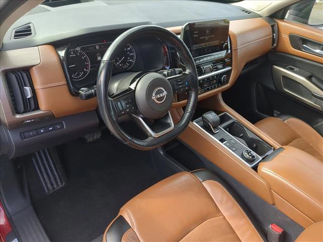 Used 2022 Nissan Pathfinder Platinum w/ Cargo Package image 13