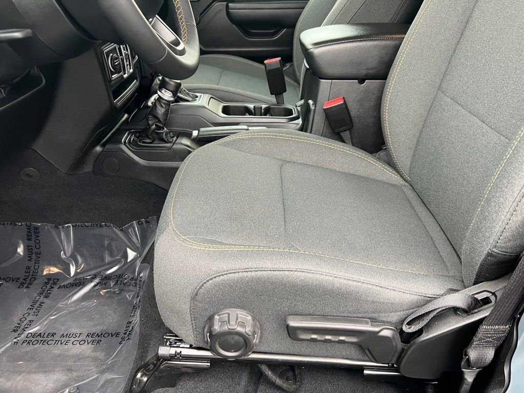 Used 2024 Jeep Wrangler Unlimited w/ Technology Group image 15