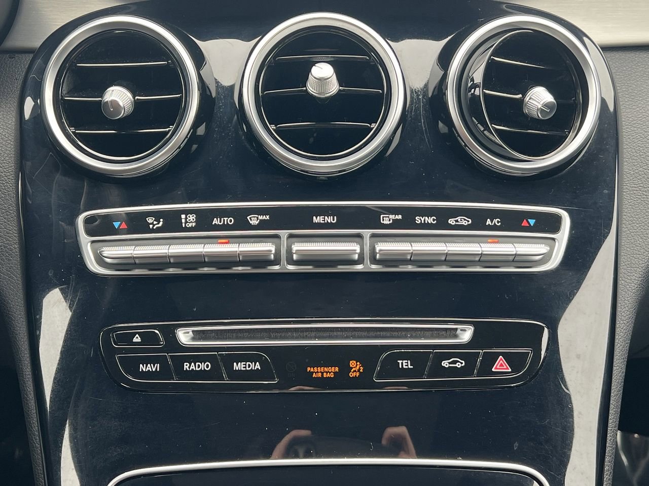 Used 2018 Mercedes-Benz C 300 Sedan image 6