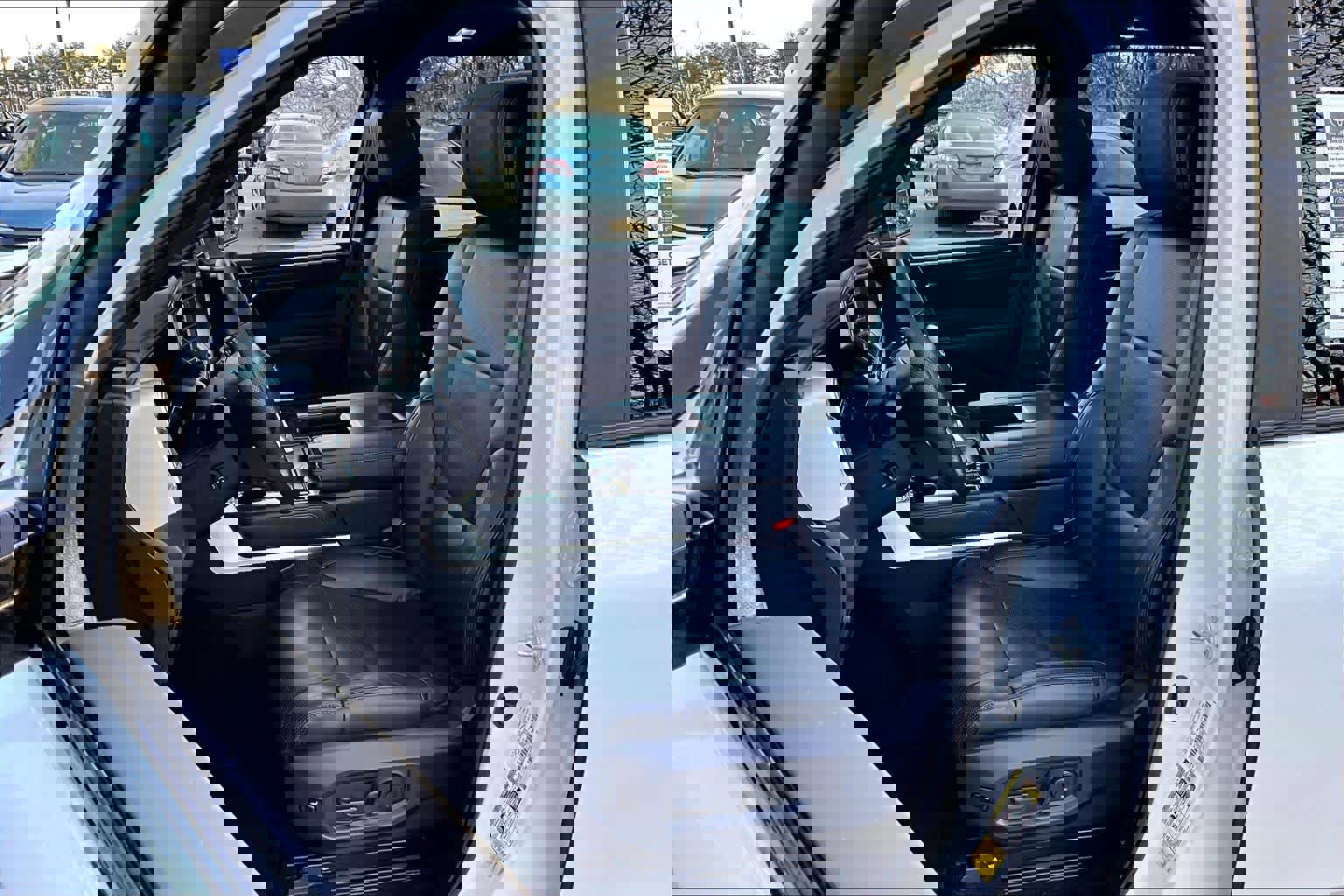 Certified 2025 Toyota Sequoia Platinum image 9