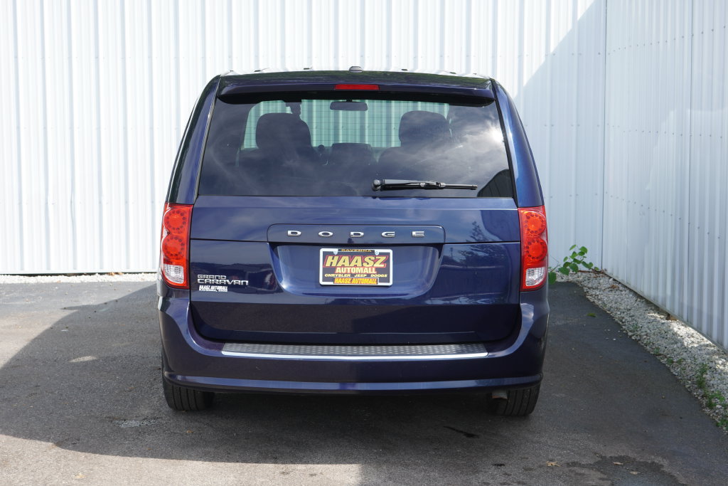 Used 2014 Dodge Grand Caravan SE w/ Quick Order Package 29E SE FWD image 5