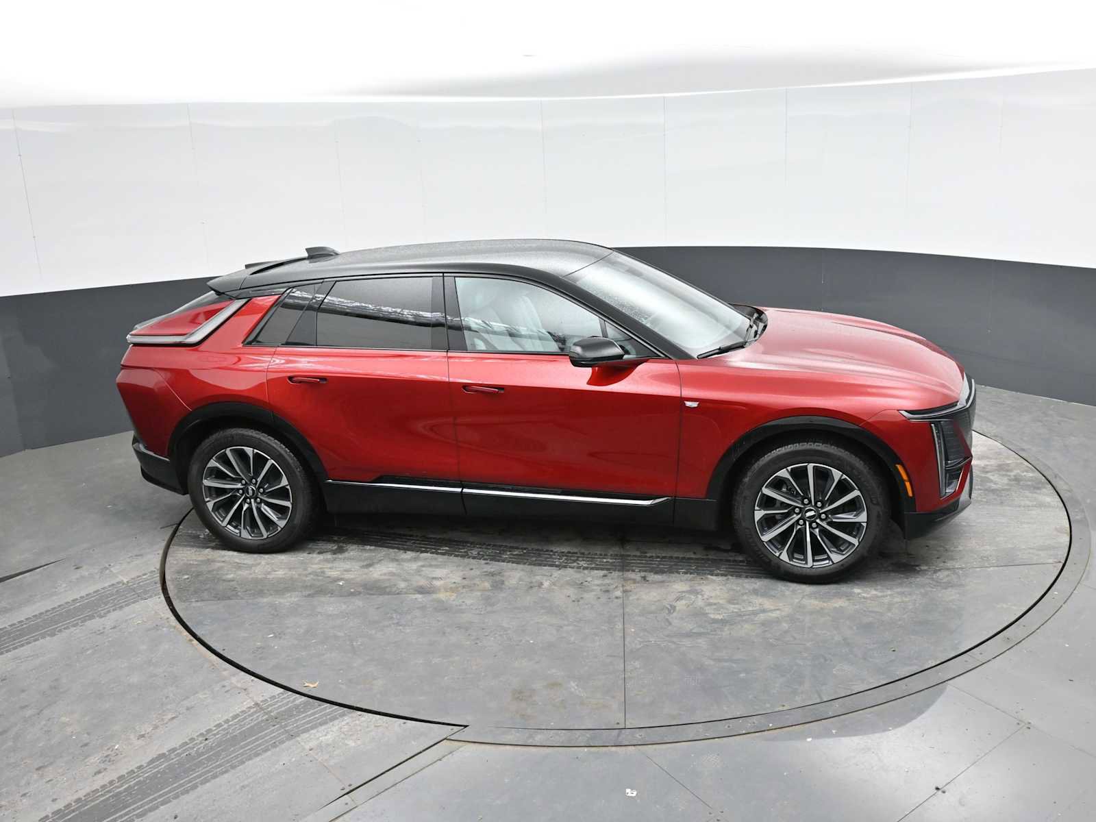 New 2025 Cadillac Lyriq Sport image 35