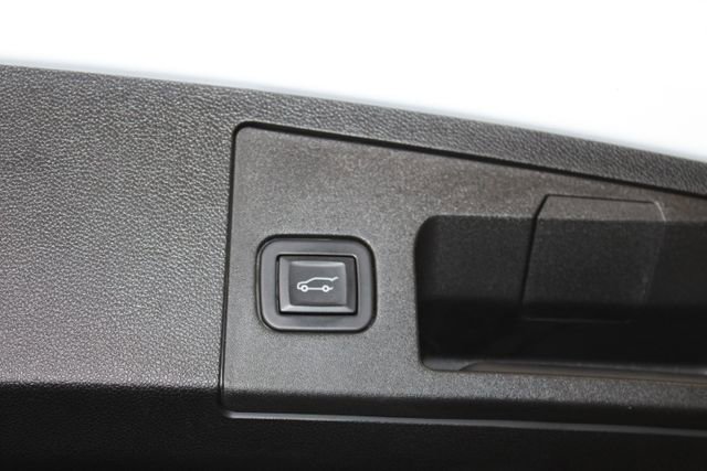 Used 2020 Cadillac XT4 Sport AWD/4WD image 34