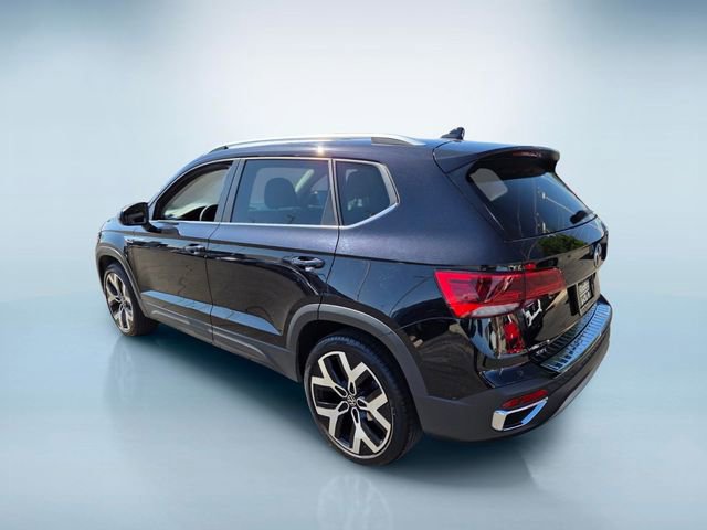 Used 2022 Volkswagen Taos SEL w/ Panoramic Sunroof Package AWD/4WD image 6