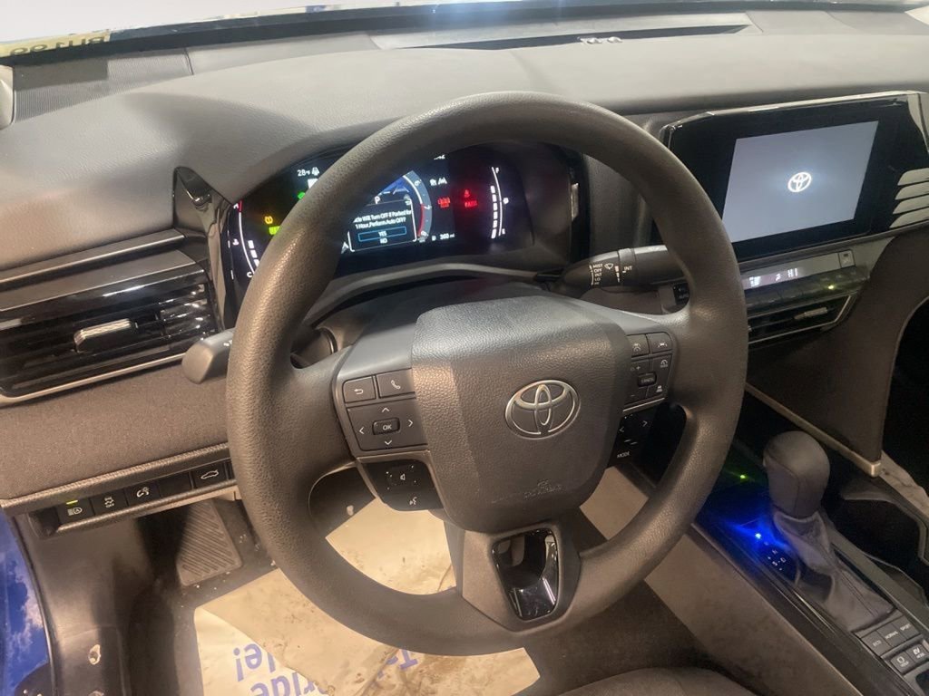 Certified 2025 Toyota Camry LE image 18
