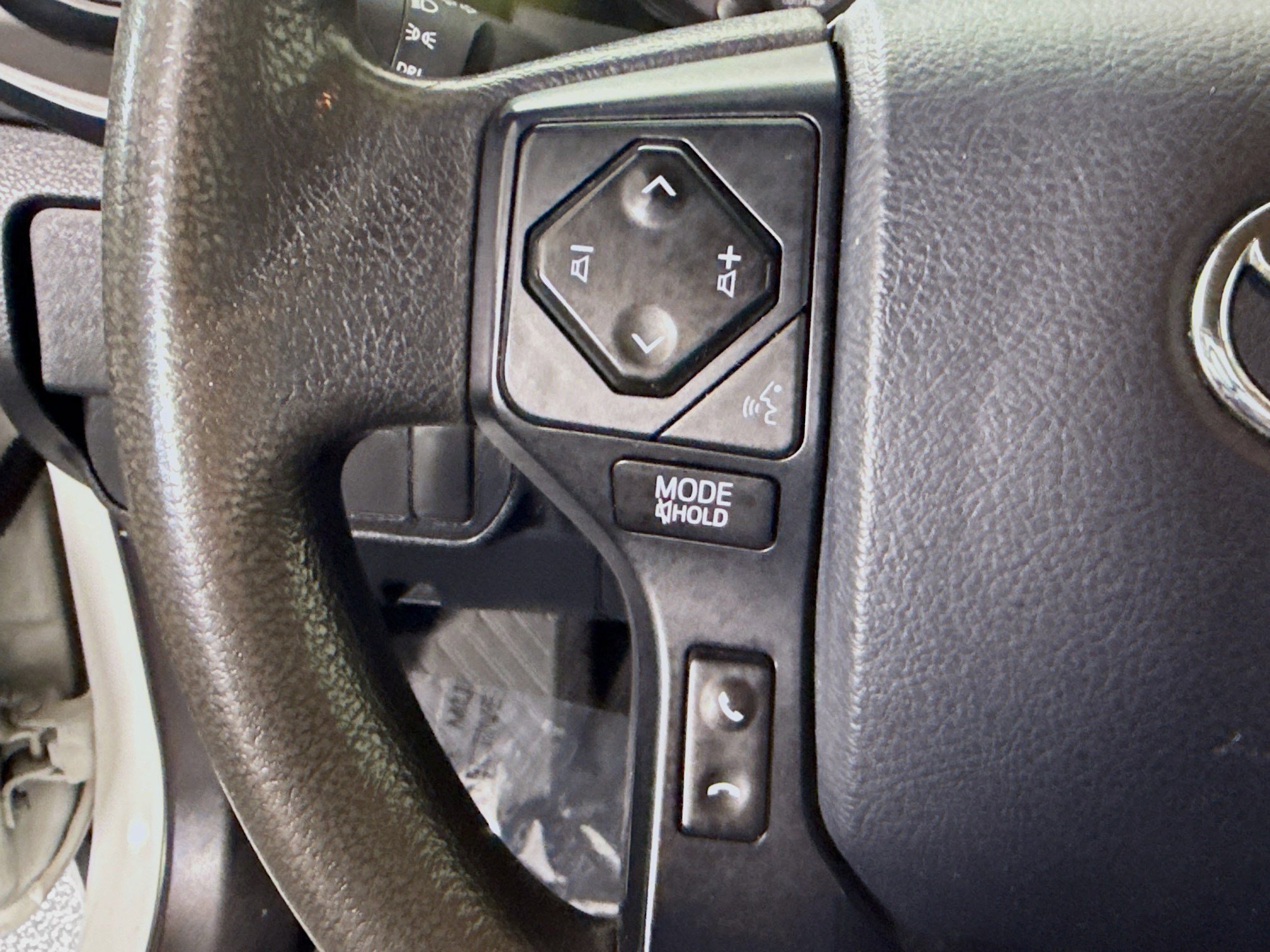 Used 2020 Toyota Tacoma SR RWD image 14