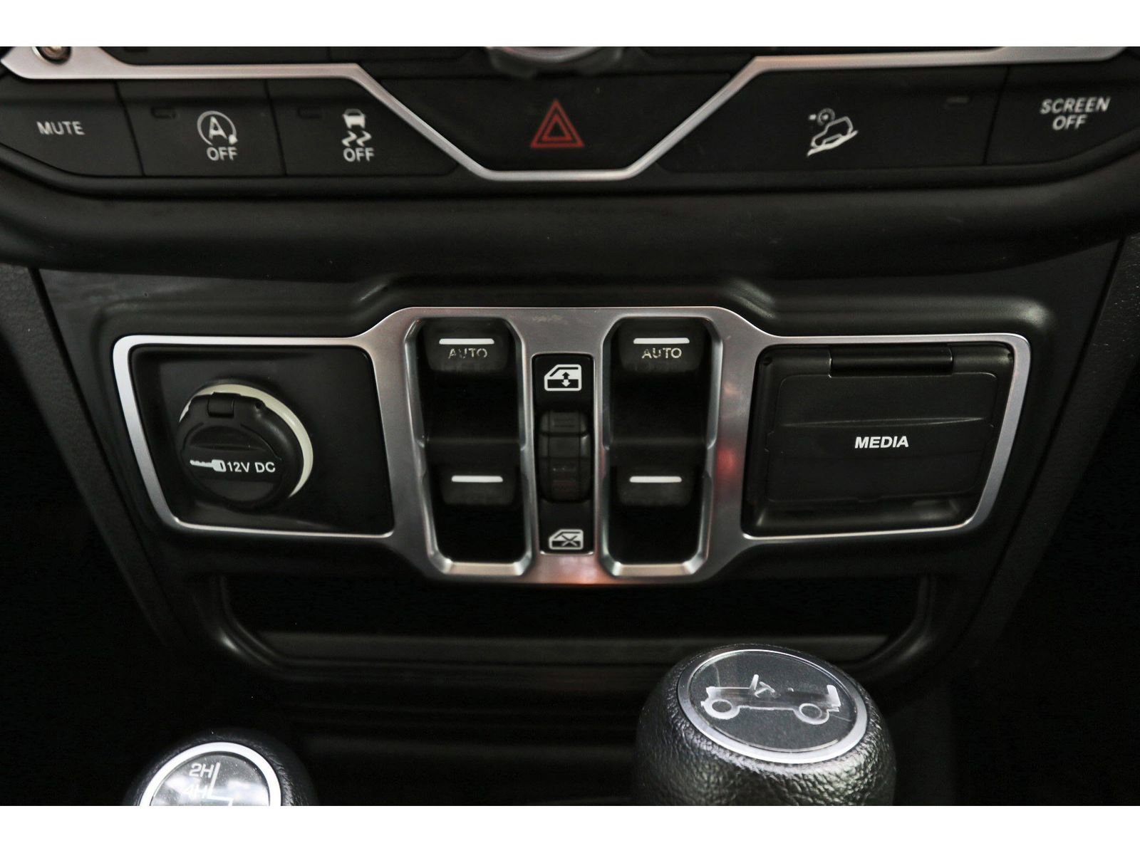 Used 2018 Jeep Wrangler Unlimited Sport S image 22