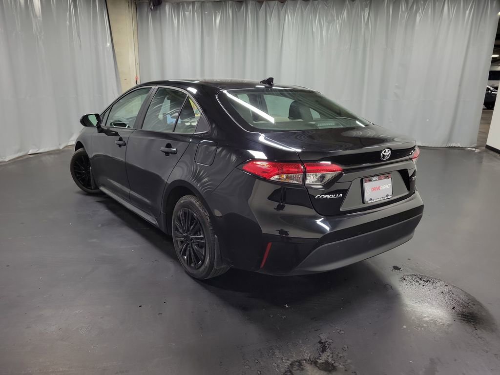Used 2025 Toyota Corolla LE FWD image 6
