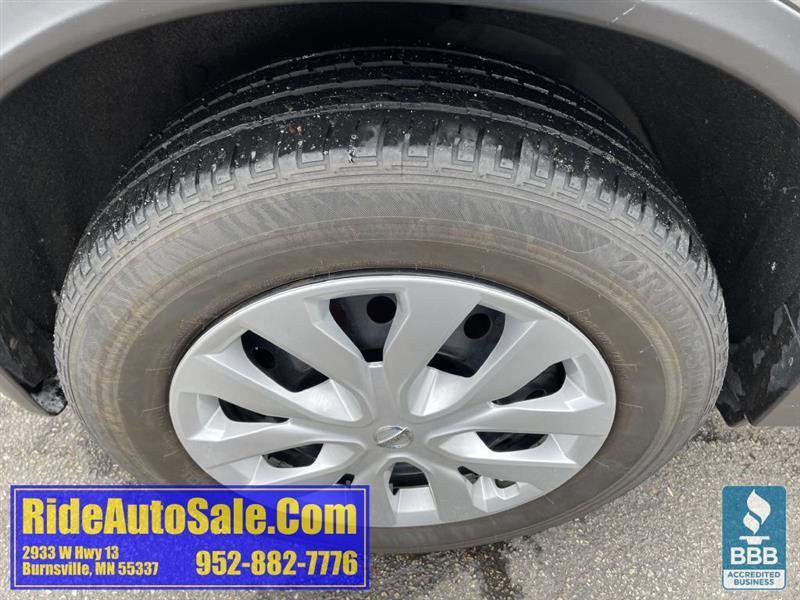 Used 2018 Nissan Rogue S image 37