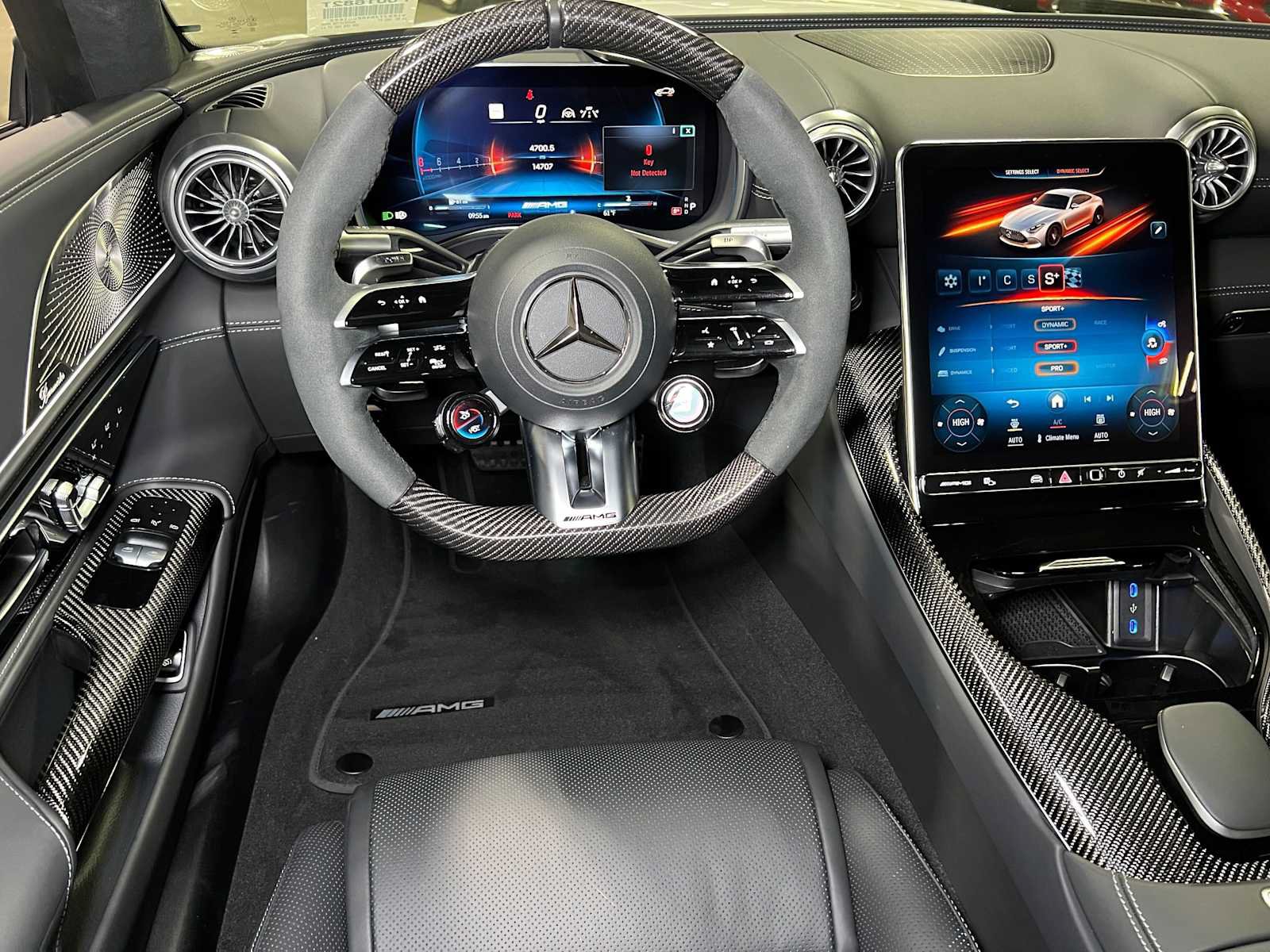 Used 2024 Mercedes-Benz AMG GT 63 image 43