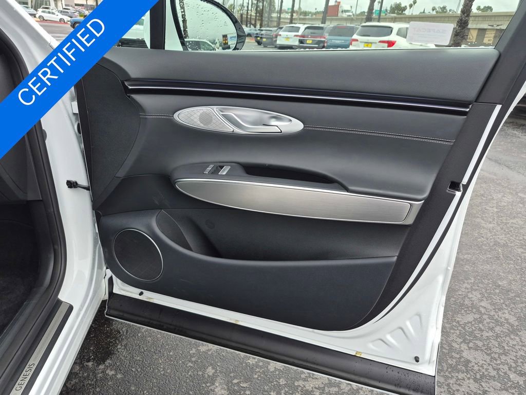 Used 2026 Genesis GV70 2.5T Select image 30