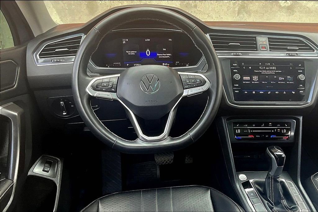 Used 2022 Volkswagen Tiguan SE image 8
