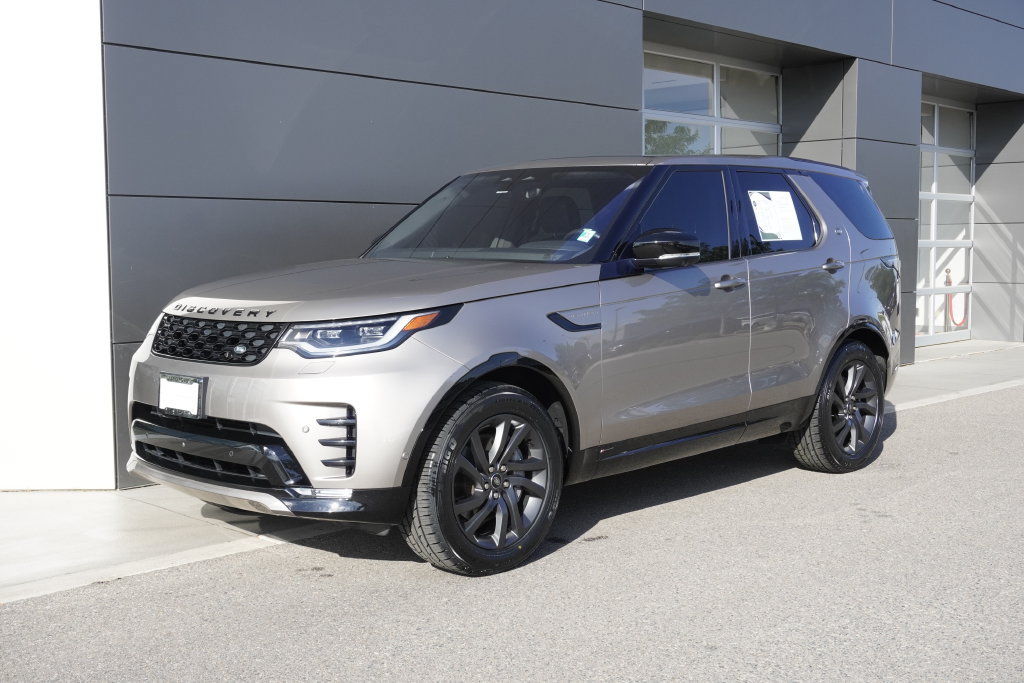 Used 2021 Land Rover Discovery S R-Dynamic AWD/4WD image 3