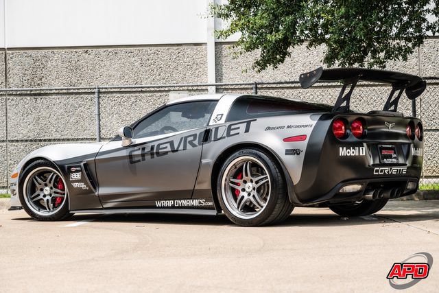 Used 2009 Chevrolet Corvette Z06 w/ Preferred Equipment Group RWD image 4