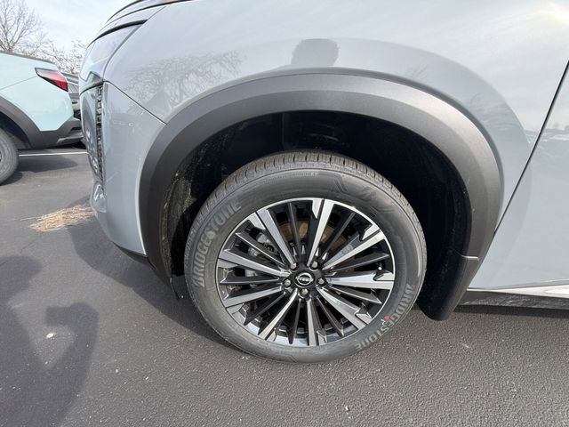 New 2026 Nissan Pathfinder Platinum image 10
