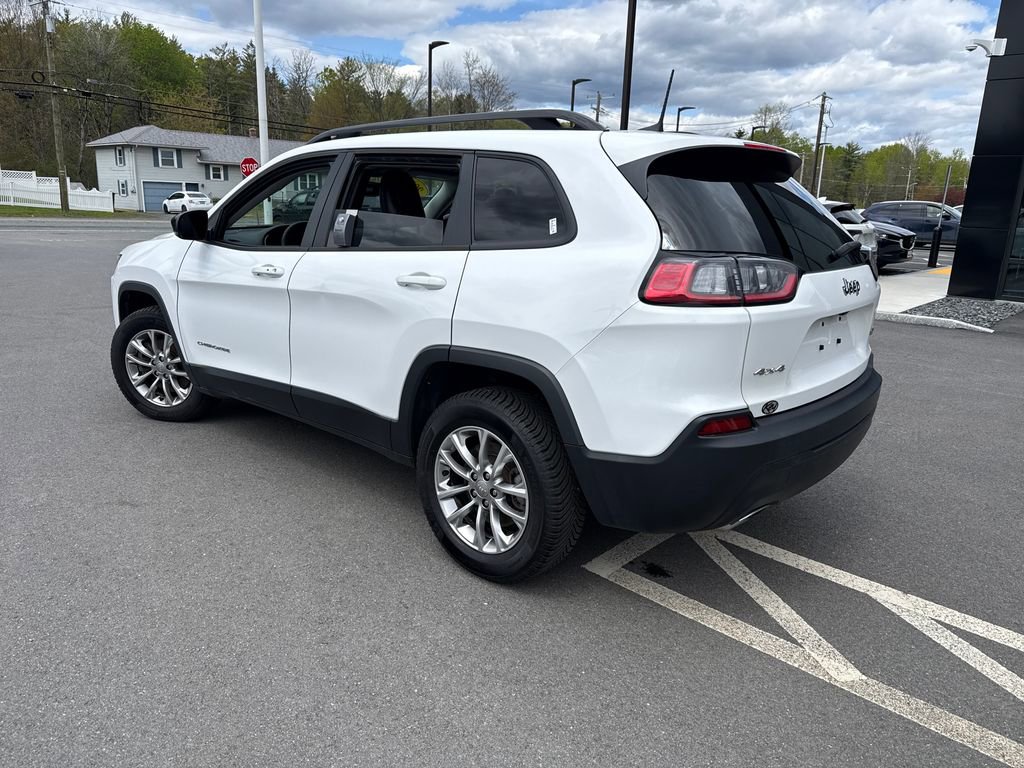 Used 2022 Jeep Cherokee Latitude Lux w/ Mopar Interior Package AWD/4WD video 3