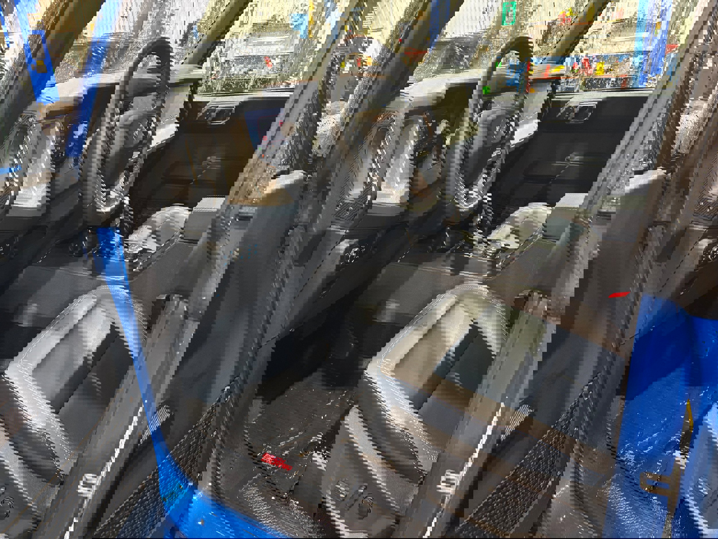 Used 2024 Ford Bronco Outer Banks image 10