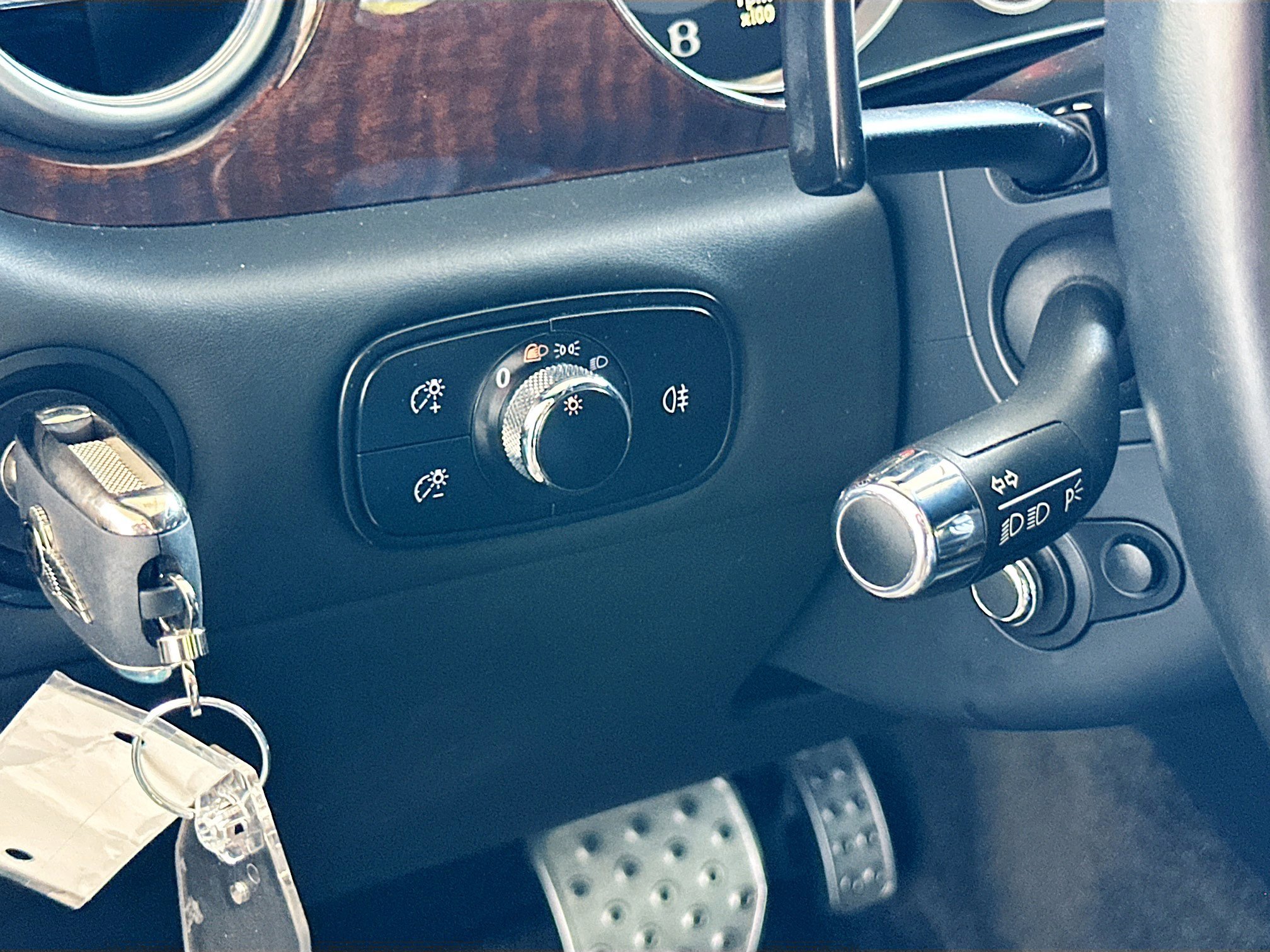 Used 2015 Bentley Continental GT image 10