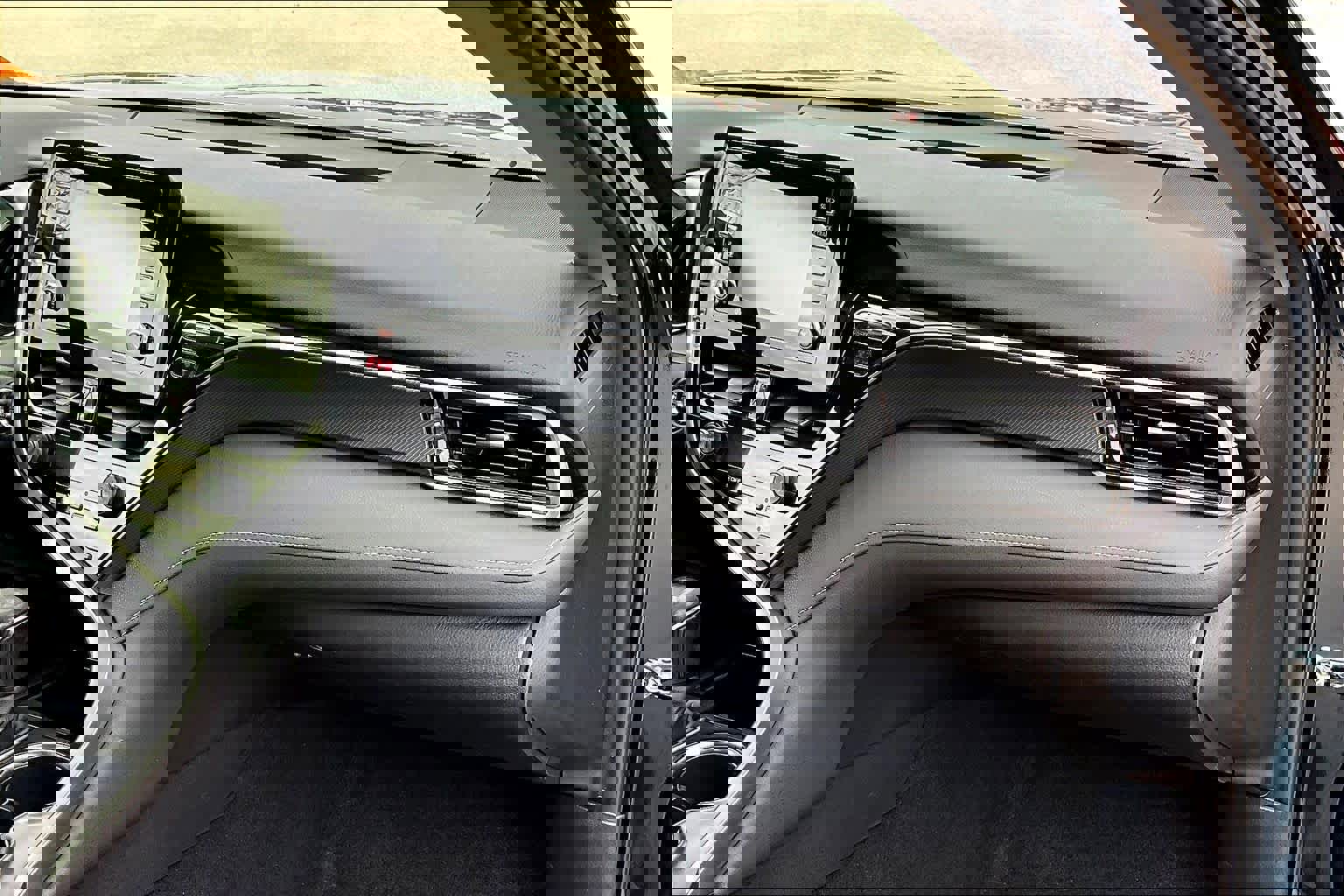 Certified 2021 Toyota Camry SE w/ Convenience Package image 35