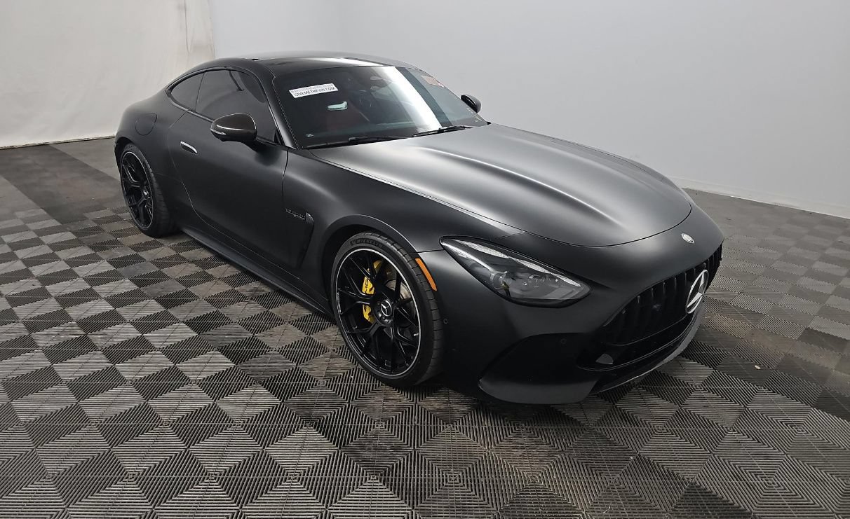 Used 2025 Mercedes-Benz AMG GT 63 image 1