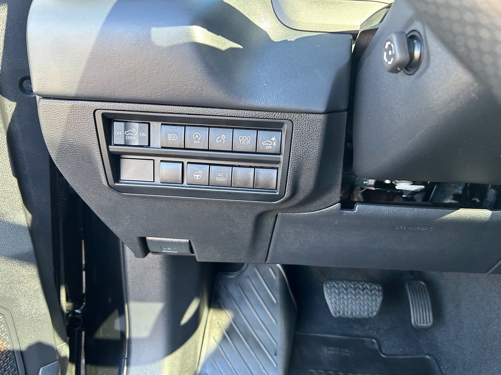 Used 2023 Toyota Tundra Platinum AWD/4WD image 14