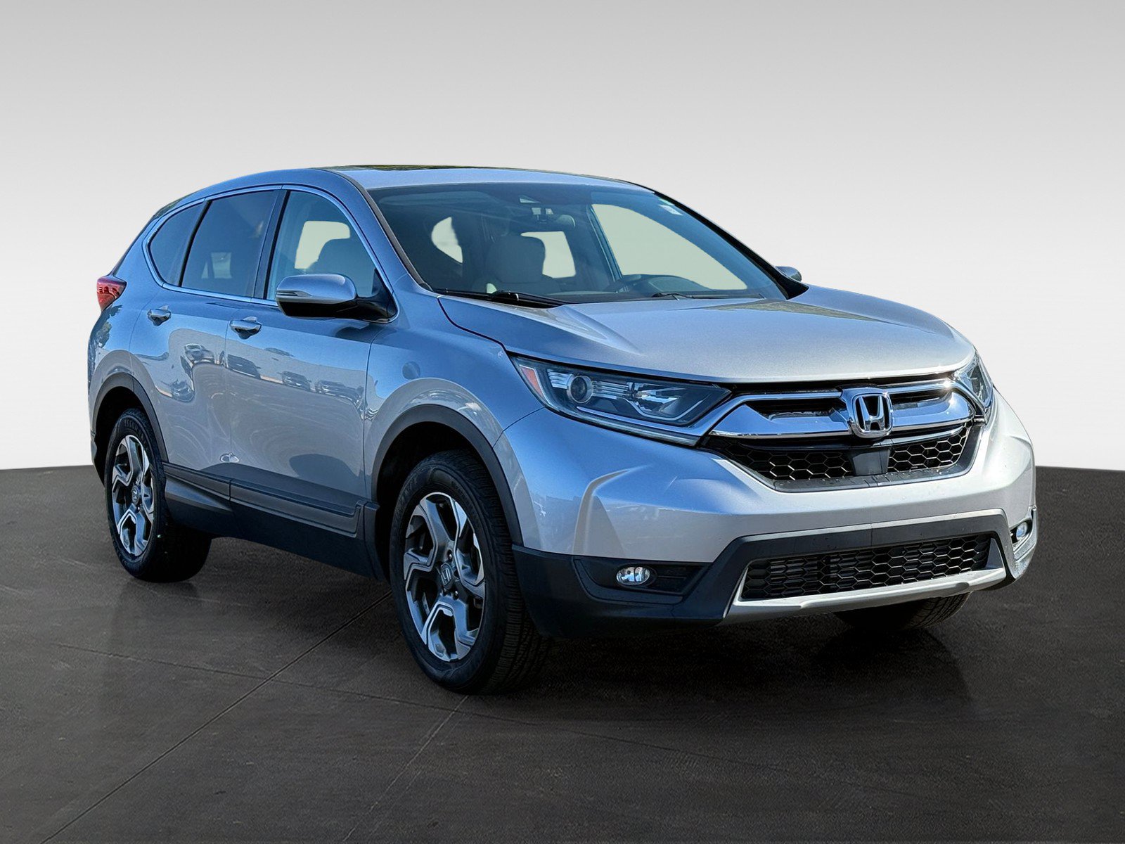 Used 2018 Honda CR-V EX image 3