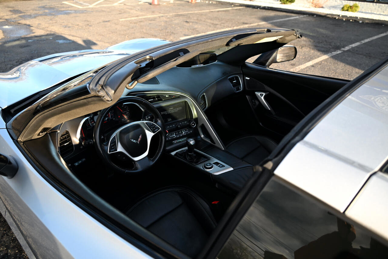 Used 2015 Chevrolet Corvette Stingray Coupe w/ 2LT Preferred Equipment Group image 61