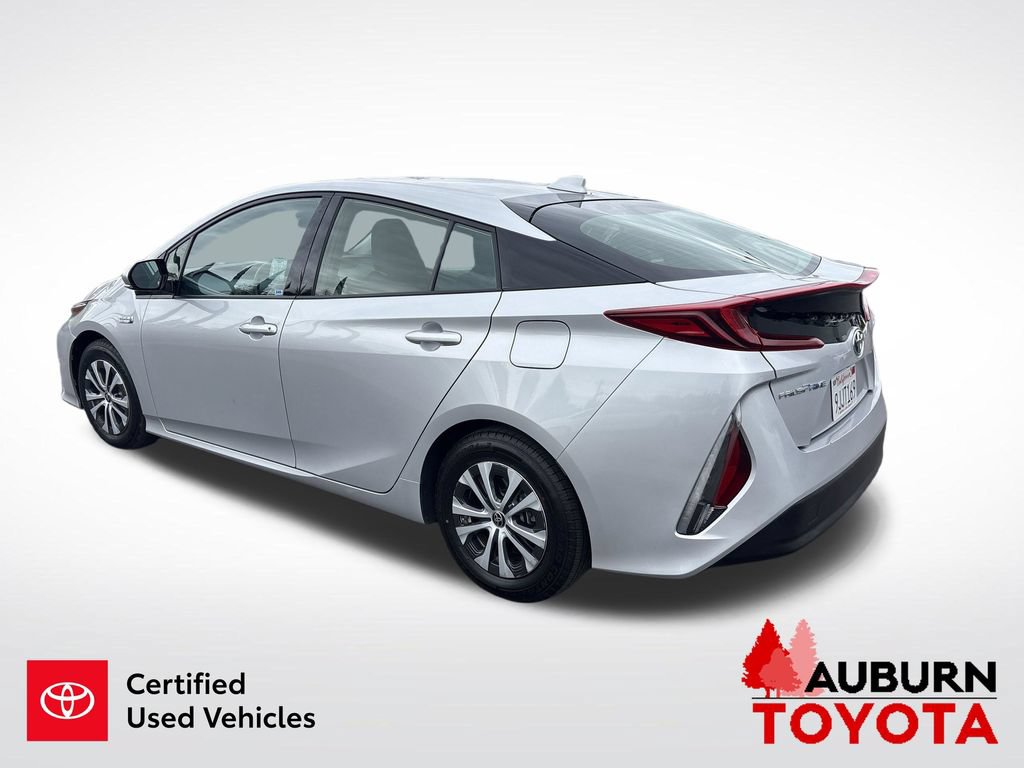 Used 2020 Toyota Prius Prime LE FWD image 6