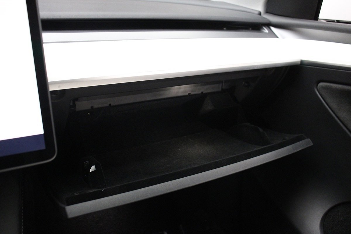 Used 2023 Tesla Model Y Long Range image 49