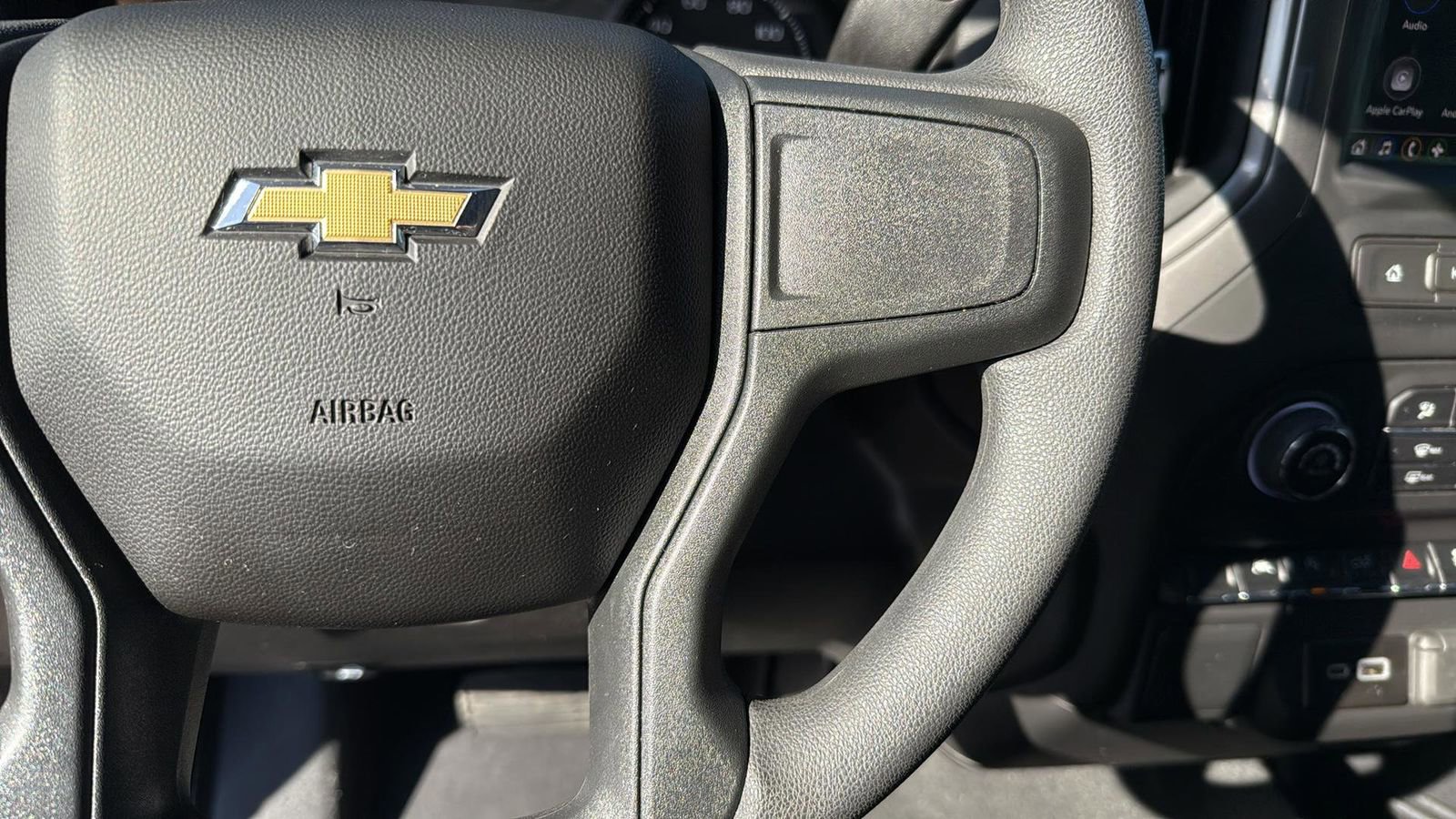 Used 2025 Chevrolet Silverado 1500 Custom image 16