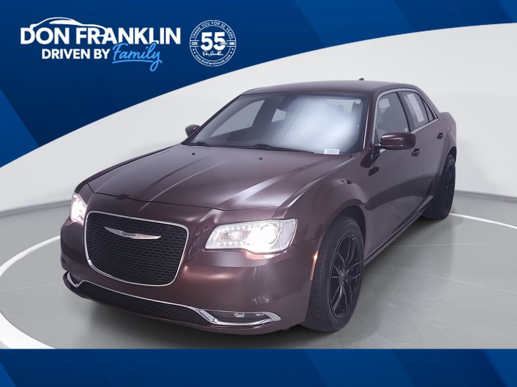 Used 2016 Chrysler 300 Limited w/ Driver Convenience Group AWD/4WD image 1